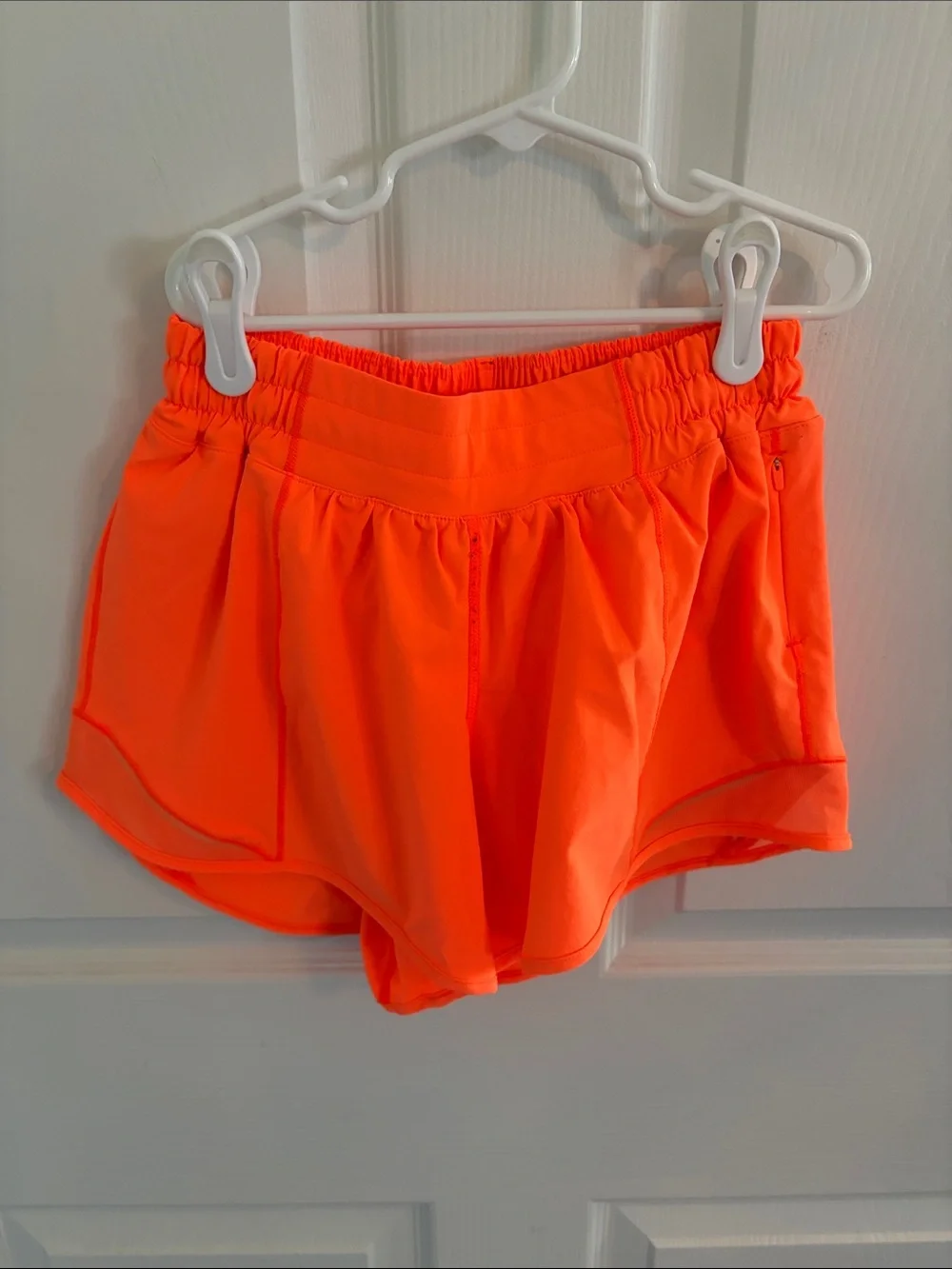 lululemon Neon Orange Women's Athletic Shorts size 4 Tall